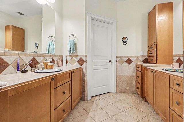 5497 Olde Plantation Drive, Douglasville, GA 30135