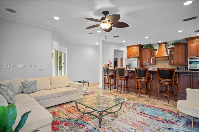 7759 La Corniche Cir, Boca Raton, FL 33433