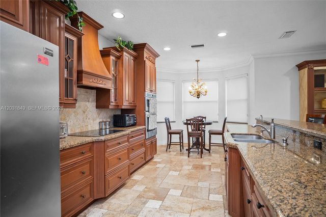 7759 La Corniche Cir, Boca Raton, FL 33433