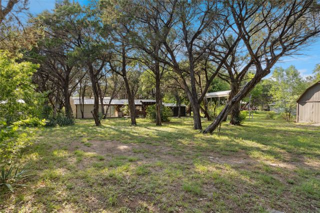 2805 Rockwood Drive, Granbury, TX 76048