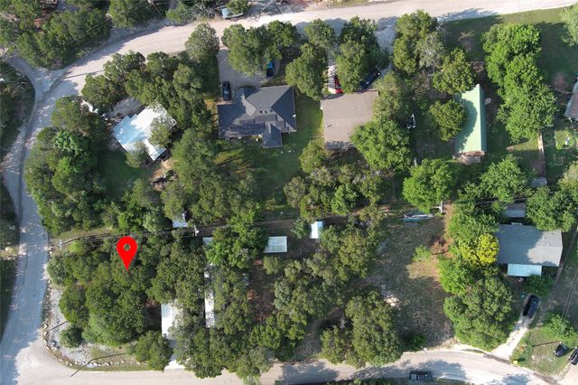 2805 Rockwood Drive, Granbury, TX 76048