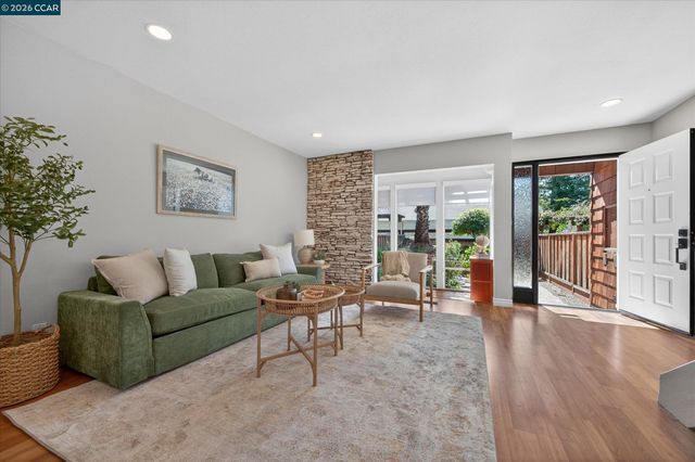 1358 Walden Rd, Walnut Creek, CA 94597