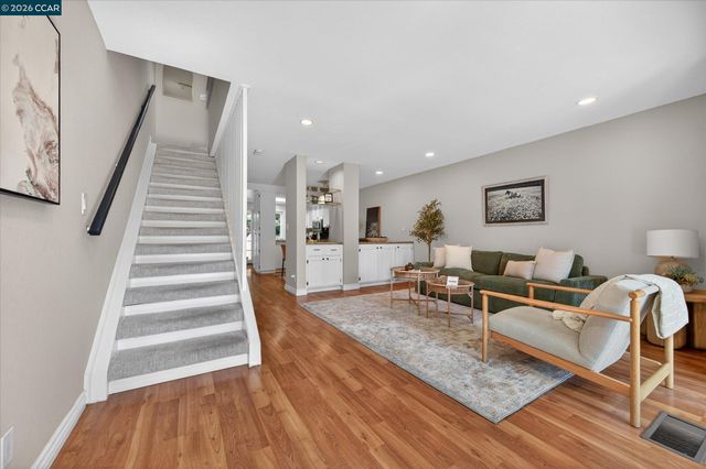 1358 Walden Rd, Walnut Creek, CA 94597