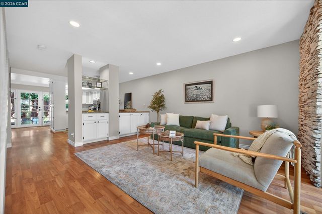 1358 Walden Rd, Walnut Creek, CA 94597