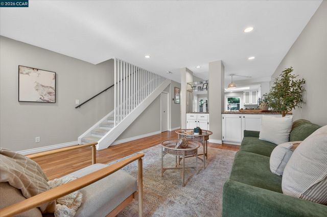 1358 Walden Rd, Walnut Creek, CA 94597