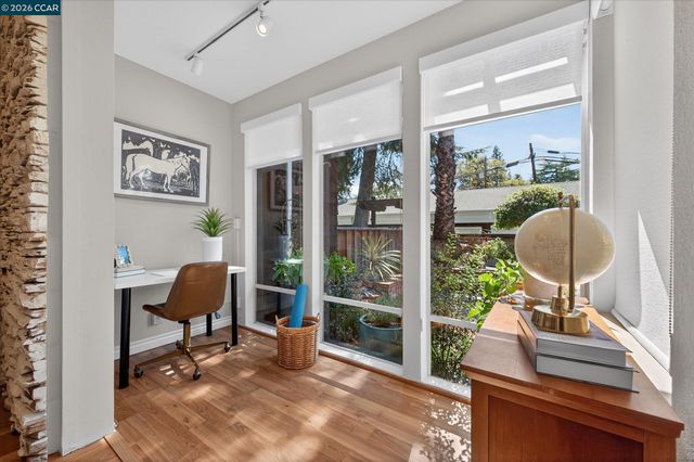 1358 Walden Rd, Walnut Creek, CA 94597