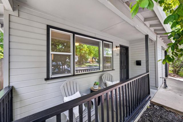 327 22ND St, Sacramento, CA 95816