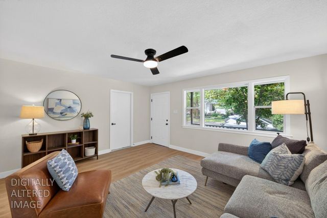 327 22ND St, Sacramento, CA 95816