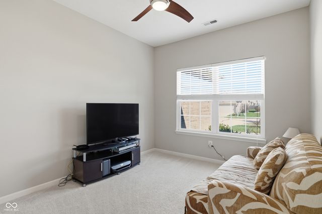 9704 Brook Wood Drive, Mccordsville, IN 46055