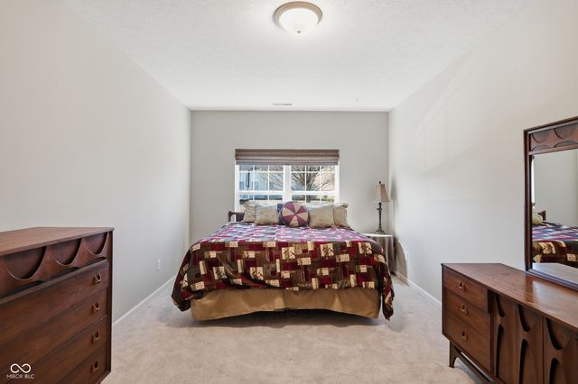 9704 Brook Wood Drive, Mccordsville, IN 46055