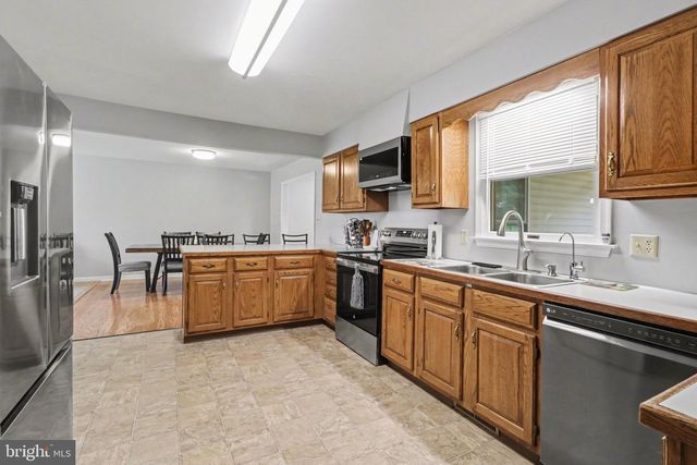 204 BURNT HOUSE RD, Carlisle, PA 17015