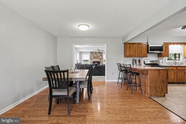 204 BURNT HOUSE RD, Carlisle, PA 17015