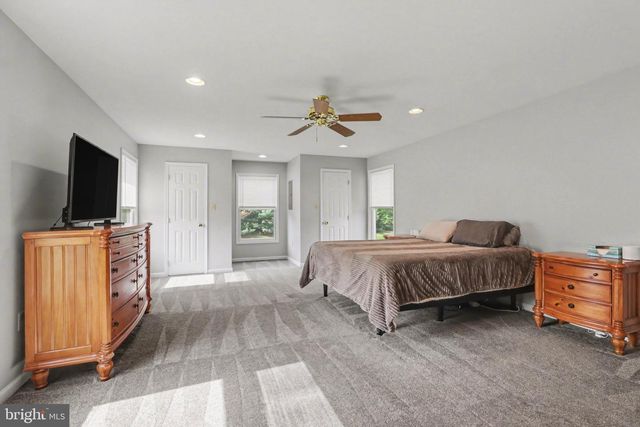 204 BURNT HOUSE RD, Carlisle, PA 17015