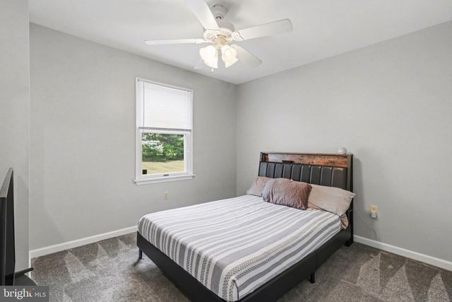 204 BURNT HOUSE RD, Carlisle, PA 17015