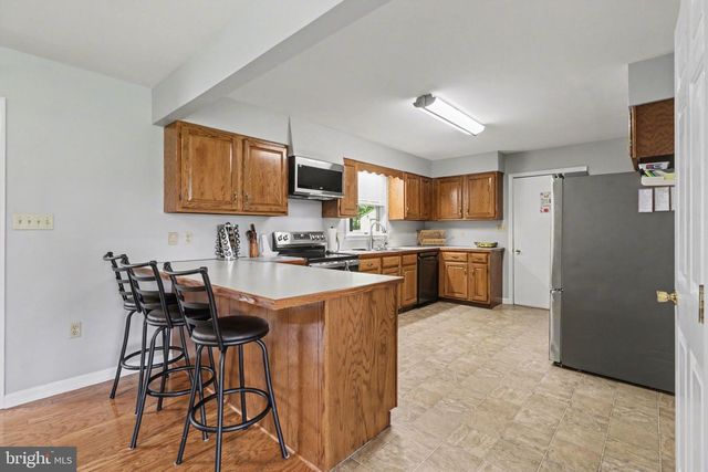 204 BURNT HOUSE RD, Carlisle, PA 17015