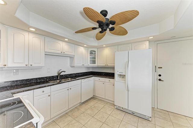 101 BENJAMIN FRANKLIN DRIVE 46, Sarasota, FL 34236