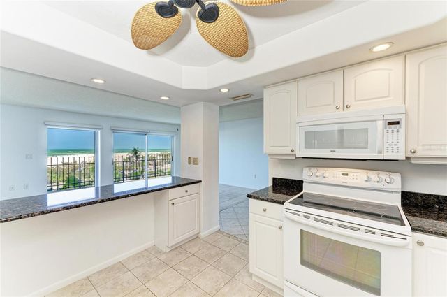 101 BENJAMIN FRANKLIN DRIVE 46, Sarasota, FL 34236