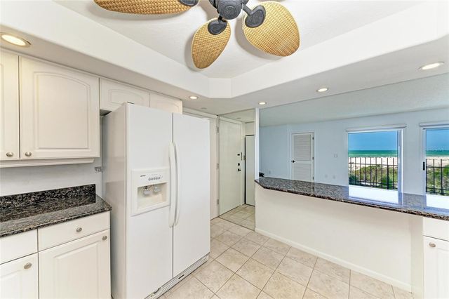 101 BENJAMIN FRANKLIN DRIVE 46, Sarasota, FL 34236
