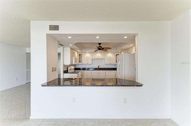 101 BENJAMIN FRANKLIN DRIVE 46, Sarasota, FL 34236