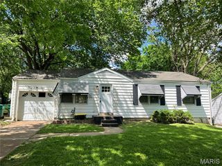 1219 Bliss, St Louis, MO 63137