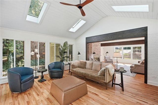 2433 Helmsdale Drive NE, Atlanta, GA 30345