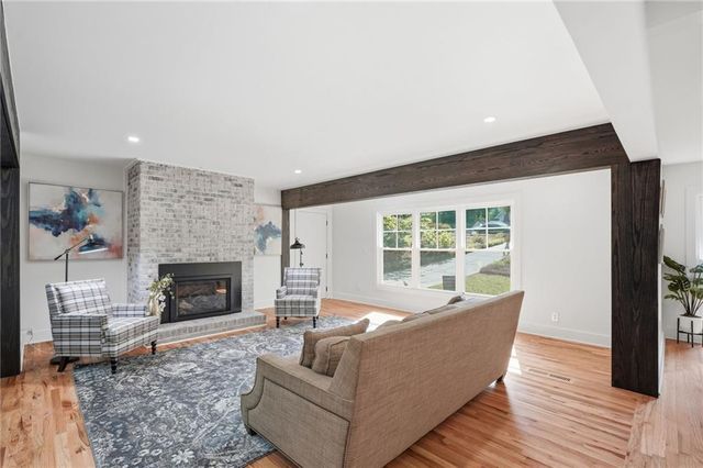 2433 Helmsdale Drive NE, Atlanta, GA 30345