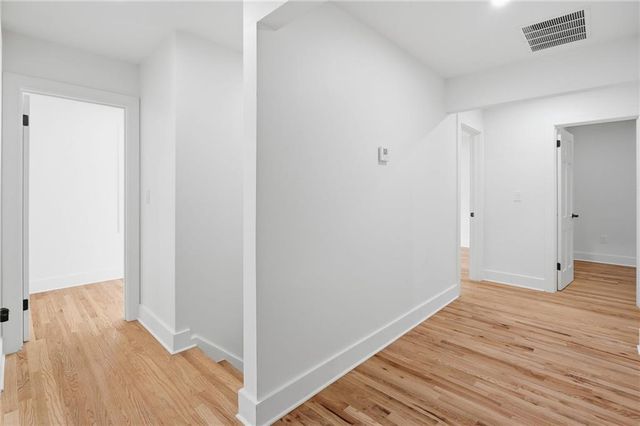 2433 Helmsdale Drive NE, Atlanta, GA 30345