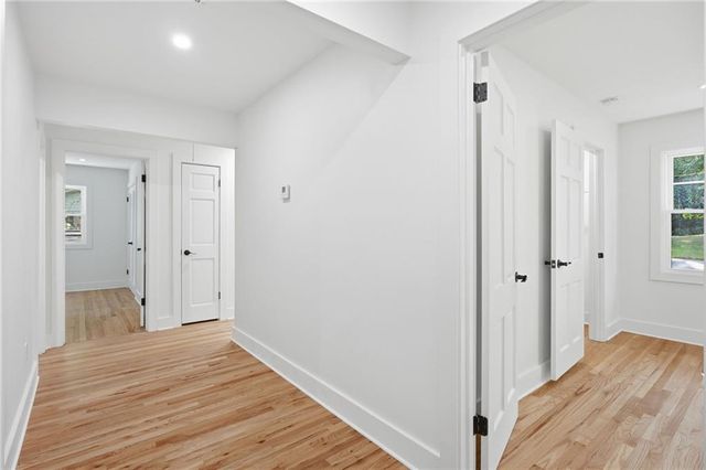 2433 Helmsdale Drive NE, Atlanta, GA 30345