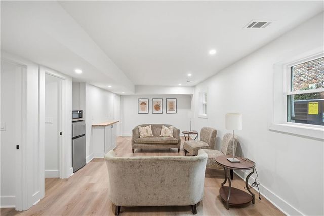 2433 Helmsdale Drive NE, Atlanta, GA 30345