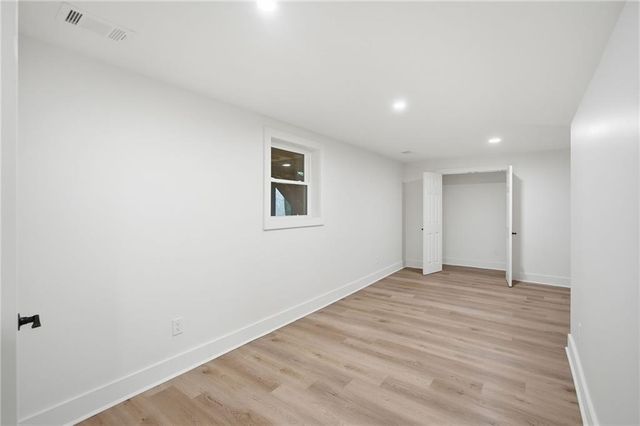 2433 Helmsdale Drive NE, Atlanta, GA 30345