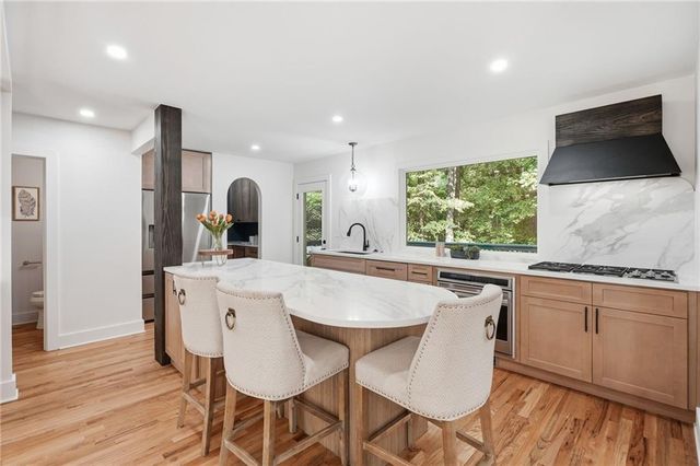 2433 Helmsdale Drive NE, Atlanta, GA 30345