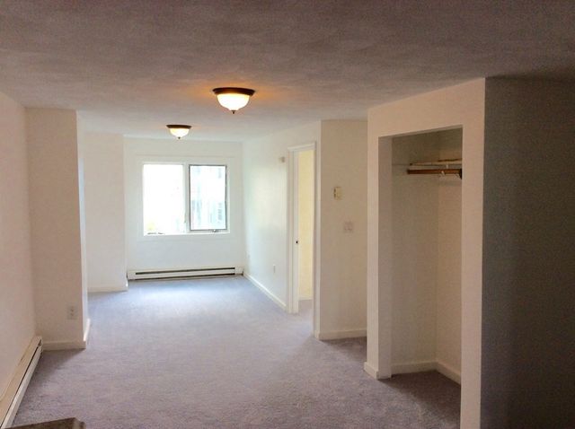 460 Meridian St C, Boston, MA 02128