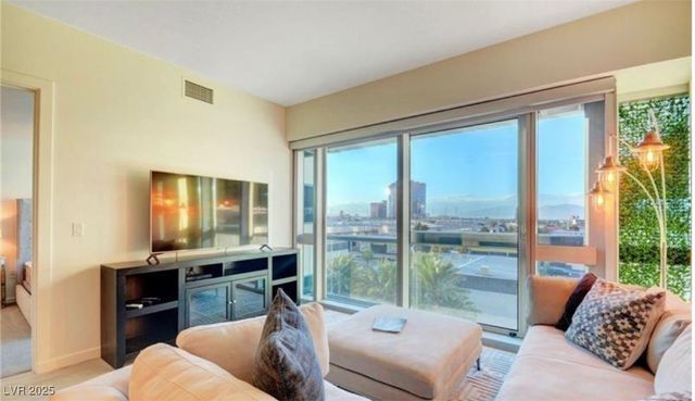 4471 Dean Martin Drive 606, Las Vegas, NV 89103