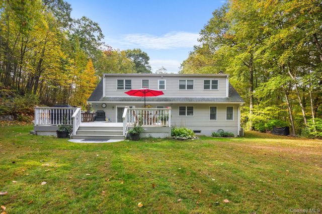 568 Farmers Mills Road, Carmel, NY 10512