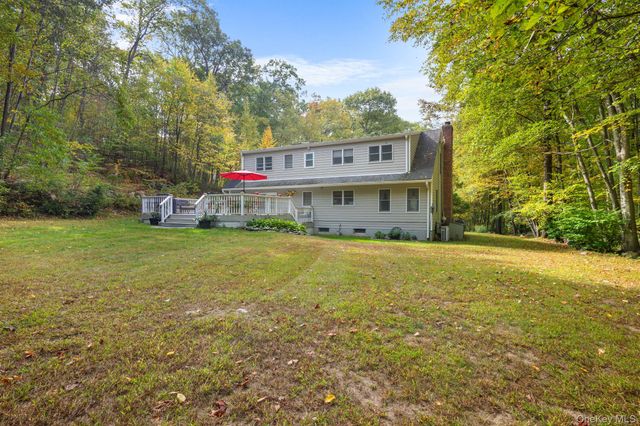 568 Farmers Mills Road, Carmel, NY 10512