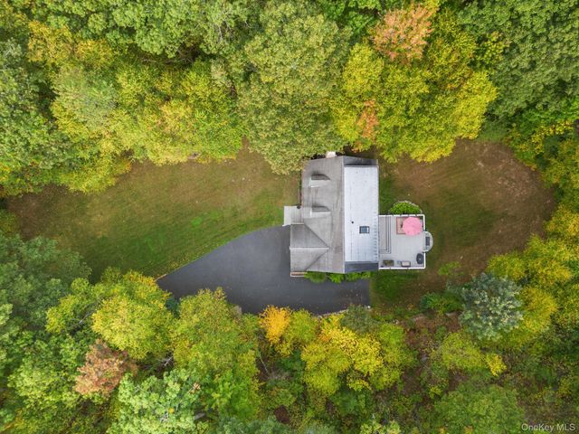 568 Farmers Mills Road, Carmel, NY 10512