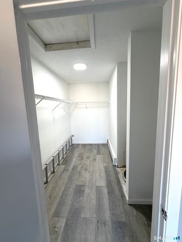 226 Laurel Street 11, East Haven, CT 06512