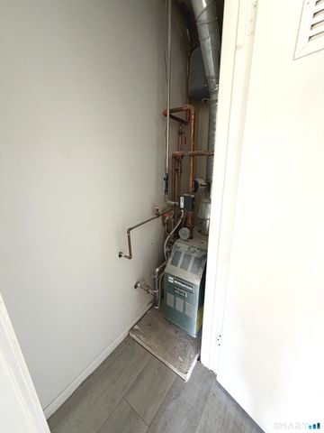 226 Laurel Street 11, East Haven, CT 06512