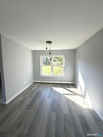 226 Laurel Street 11, East Haven, CT 06512