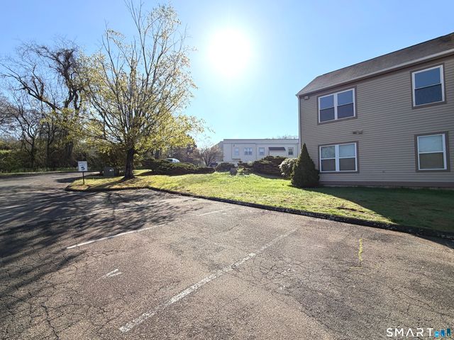 226 Laurel Street 11, East Haven, CT 06512