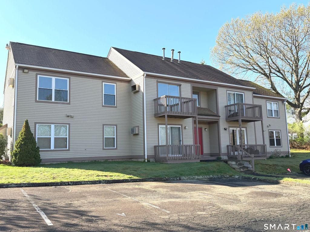 226 Laurel Street 11, East Haven, CT 06512