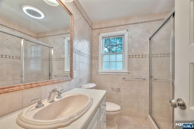 48 Oak Drive, Roseland, NJ 07068