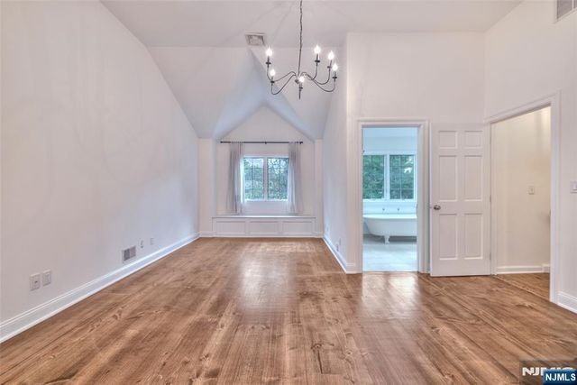 48 Oak Drive, Roseland, NJ 07068