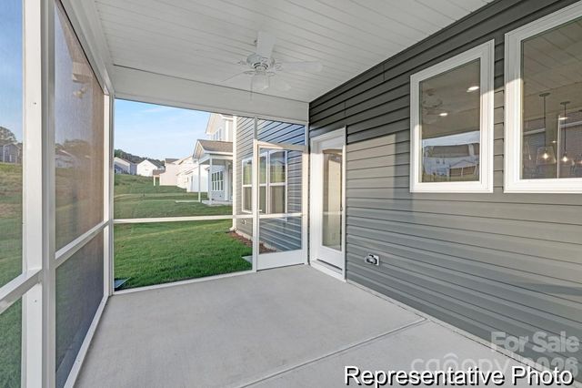 1543 Autumn Banks Way 19, High Shoals, NC 28077