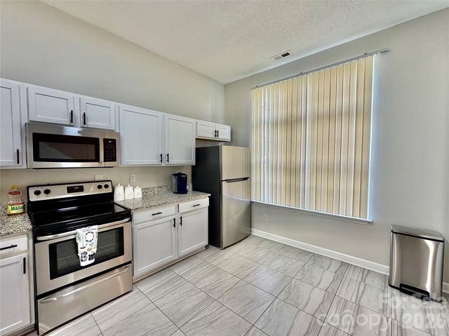 1938 Sunset Village Drive, Charlotte, NC 28216