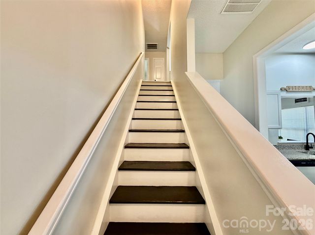 1938 Sunset Village Drive, Charlotte, NC 28216