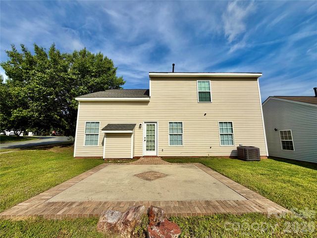 1938 Sunset Village Drive, Charlotte, NC 28216