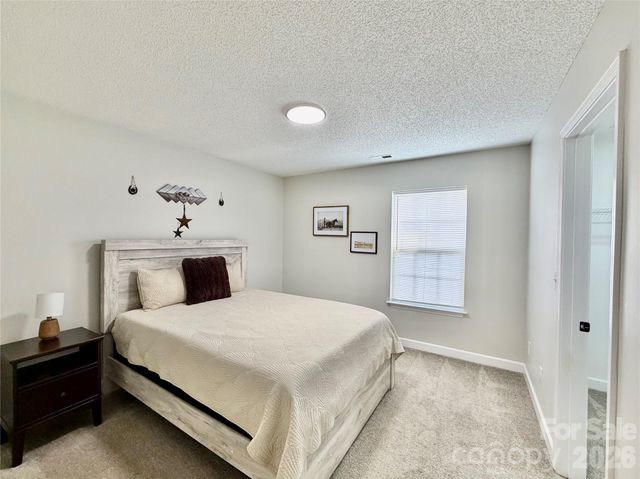 1938 Sunset Village Drive, Charlotte, NC 28216