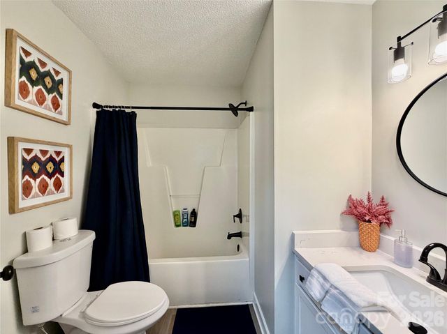 1938 Sunset Village Drive, Charlotte, NC 28216