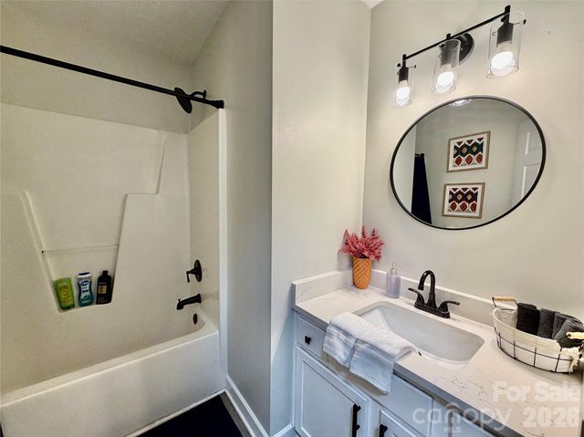 1938 Sunset Village Drive, Charlotte, NC 28216